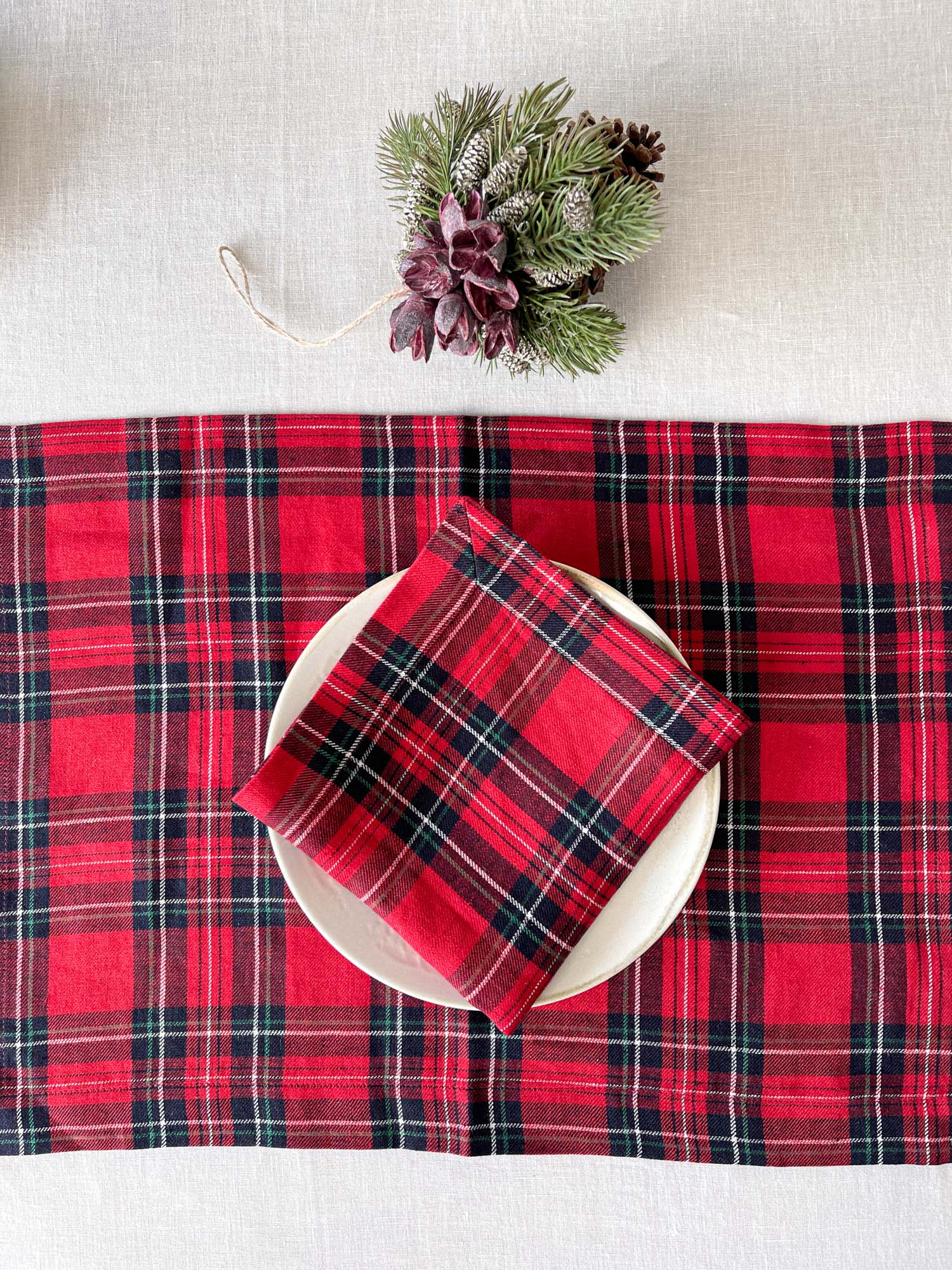 Leinenserviette Rot-Tartan mit Kuvertecken - Linen Notes